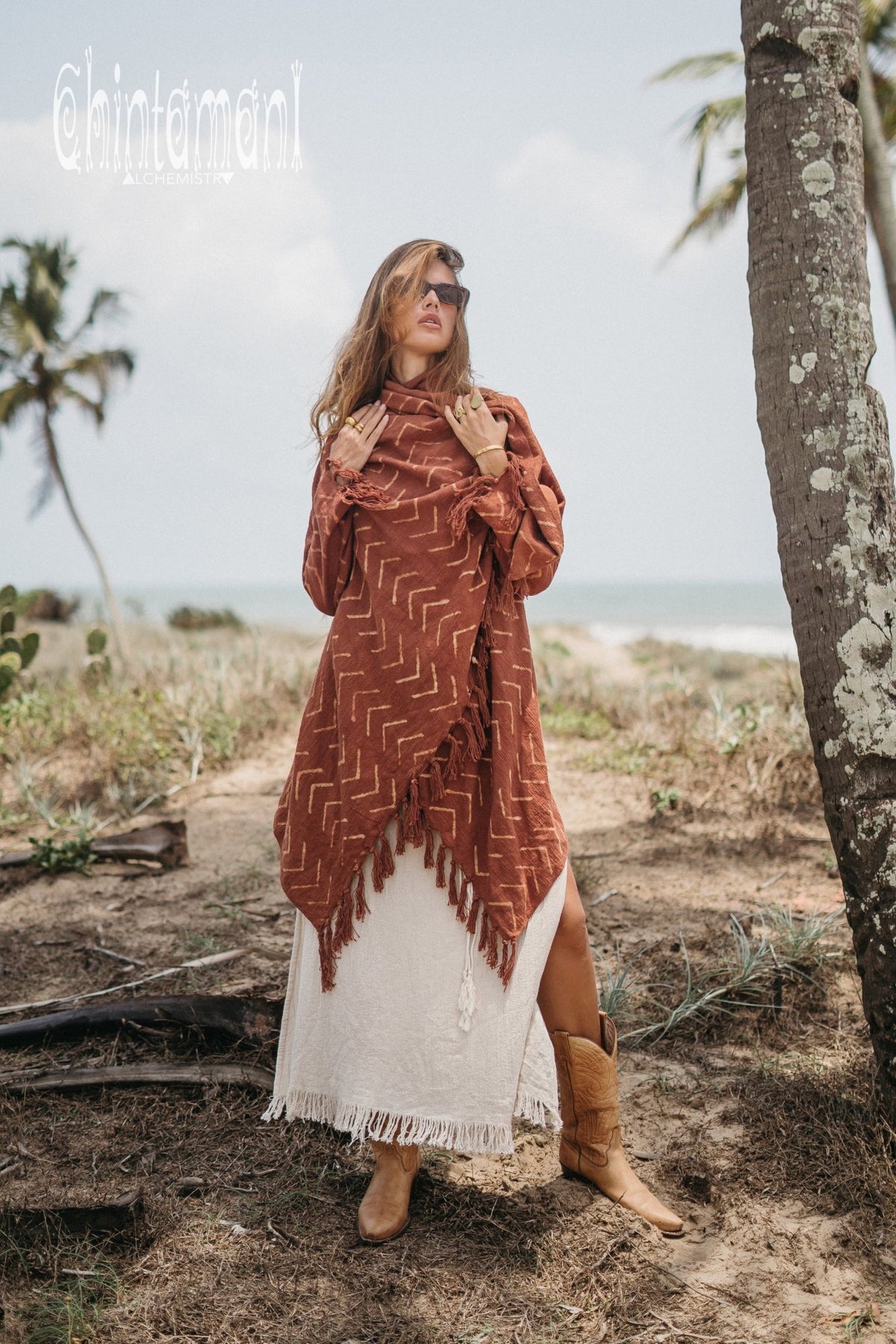 Blanket Sleeves Shawl with Block Print / Rust - ChintamaniAlchemi