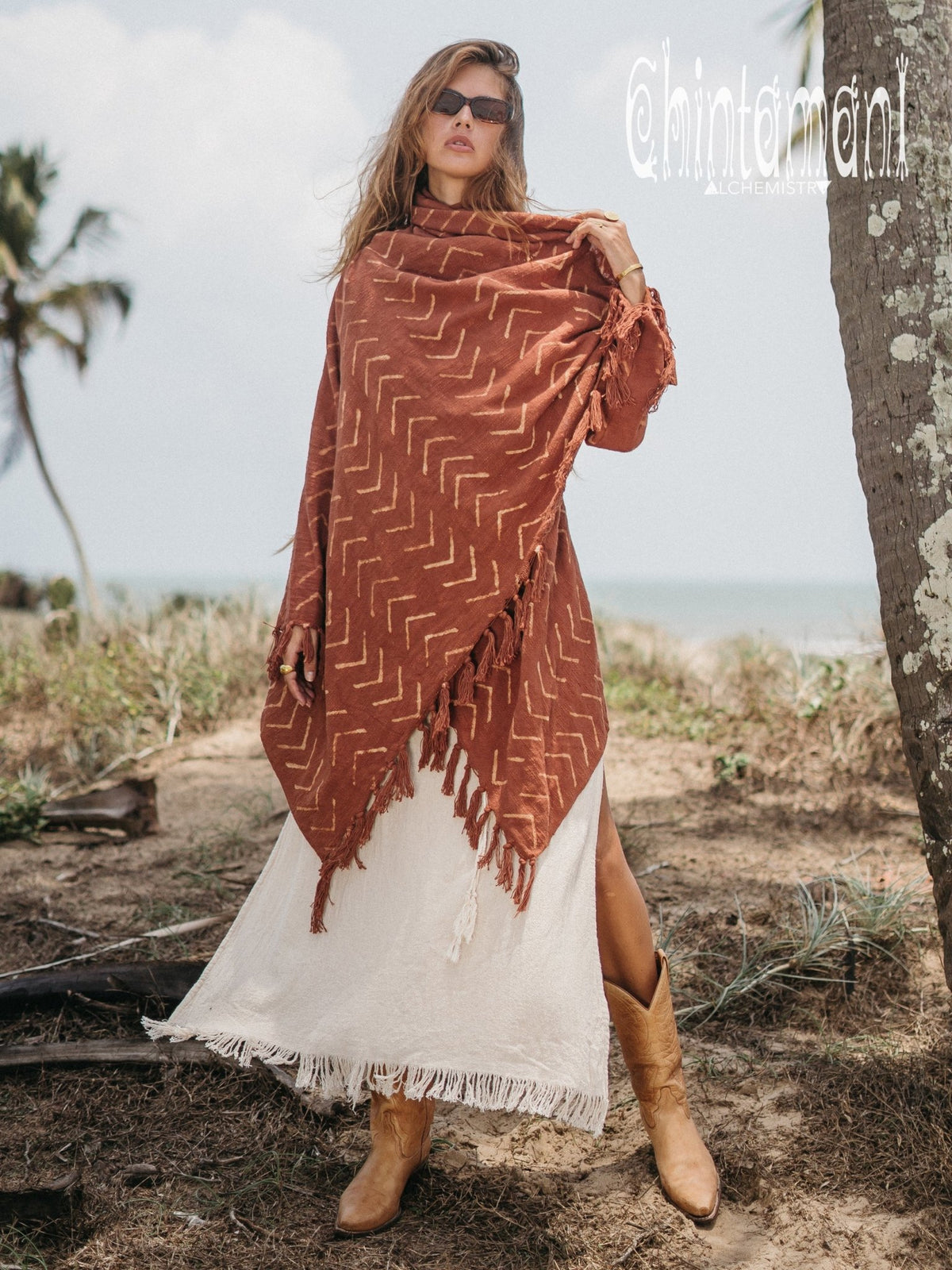 Blanket Sleeves Shawl with Block Print / Rust - ChintamaniAlchemi