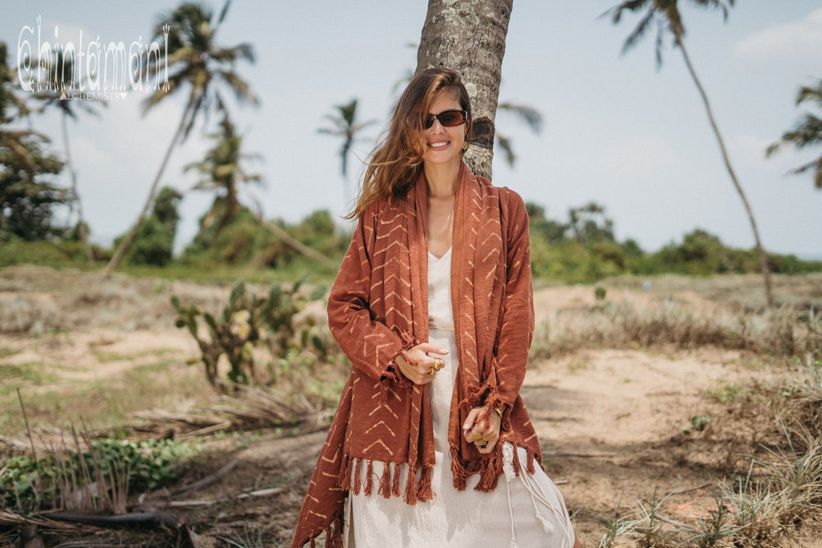 Blanket Sleeves Shawl with Block Print / Rust - ChintamaniAlchemi