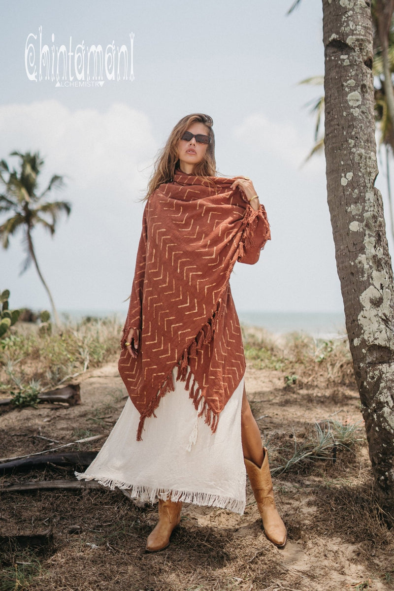 Blanket Sleeves Shawl with Block Print / Rust - ChintamaniAlchemi