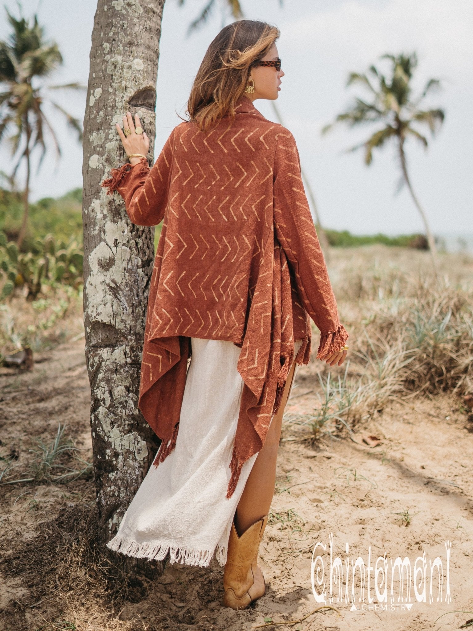 Blanket Sleeves Shawl with Block Print / Rust - ChintamaniAlchemi