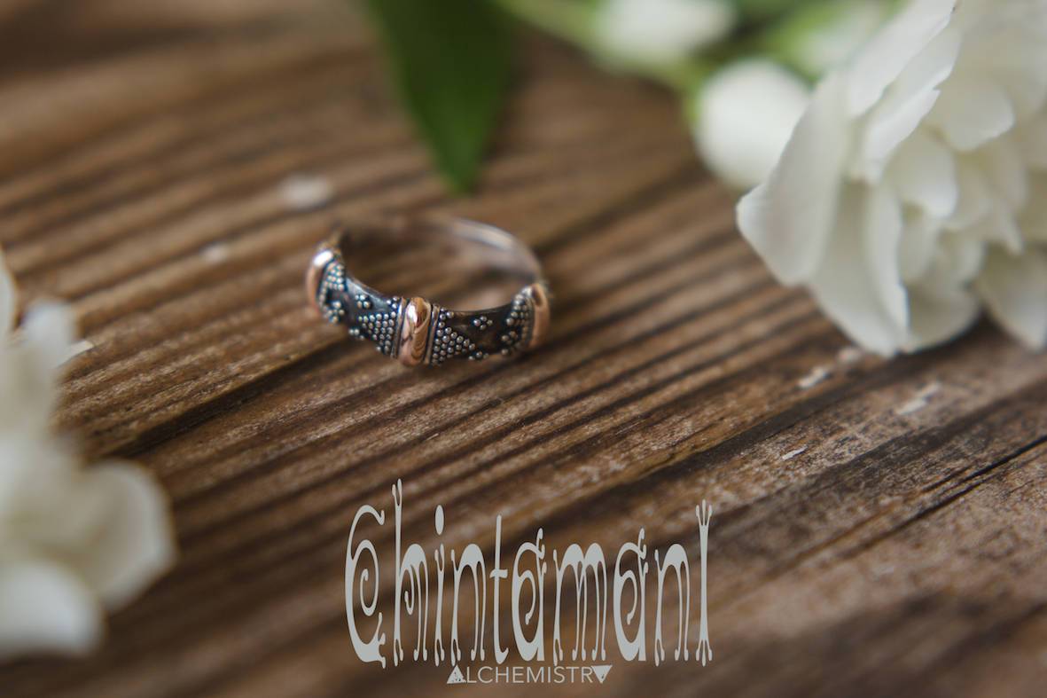 Chintamani Tribal Ring of Sterling Silver 925 &amp; 20K Gold / Mixed Metal Textured Ring / HUAYRURO - ChintamaniAlchemi