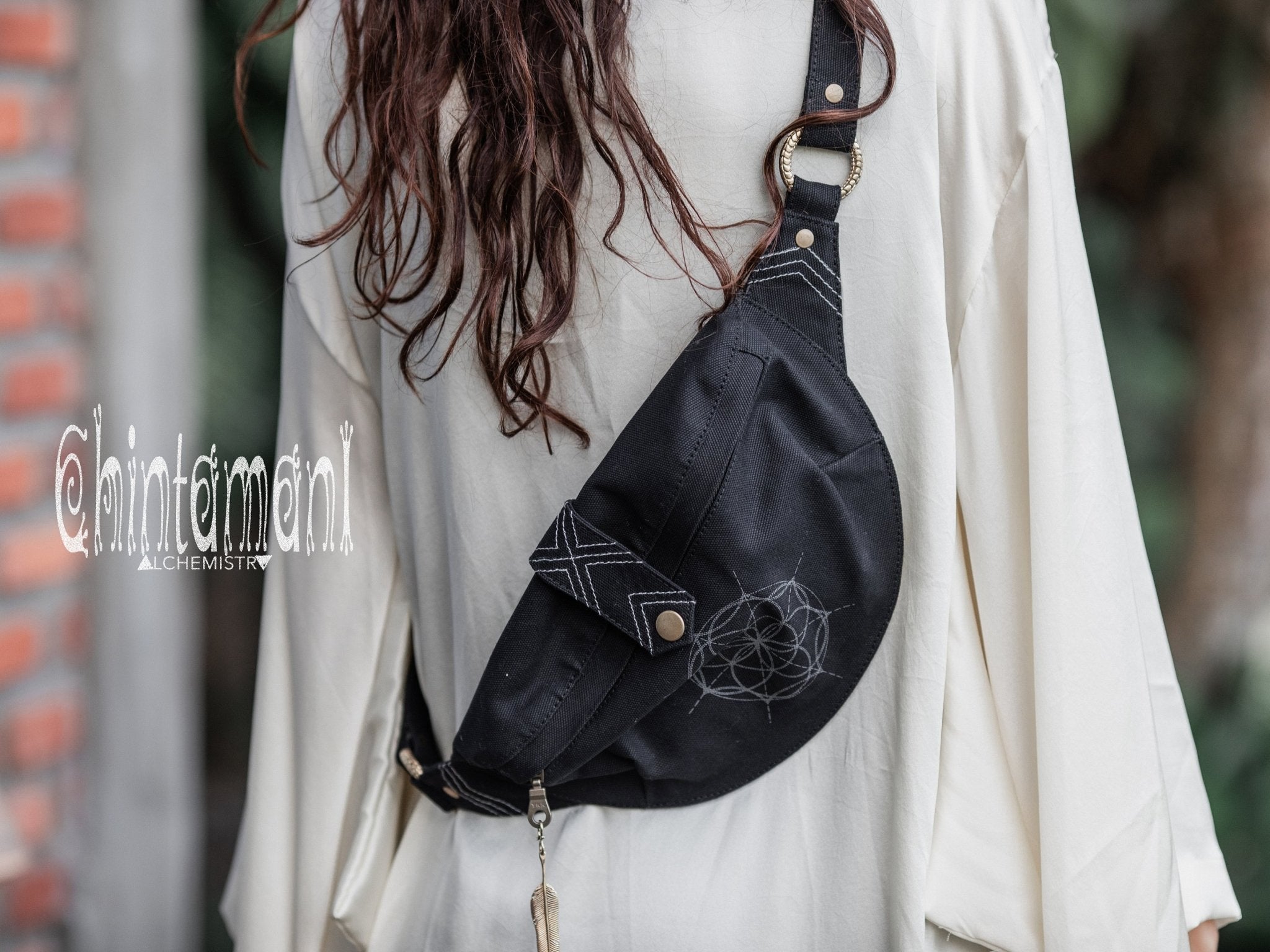 Leather Fanny Pack Chest Waist Shoulder Crossbody Bag Classic Pattern for  Women