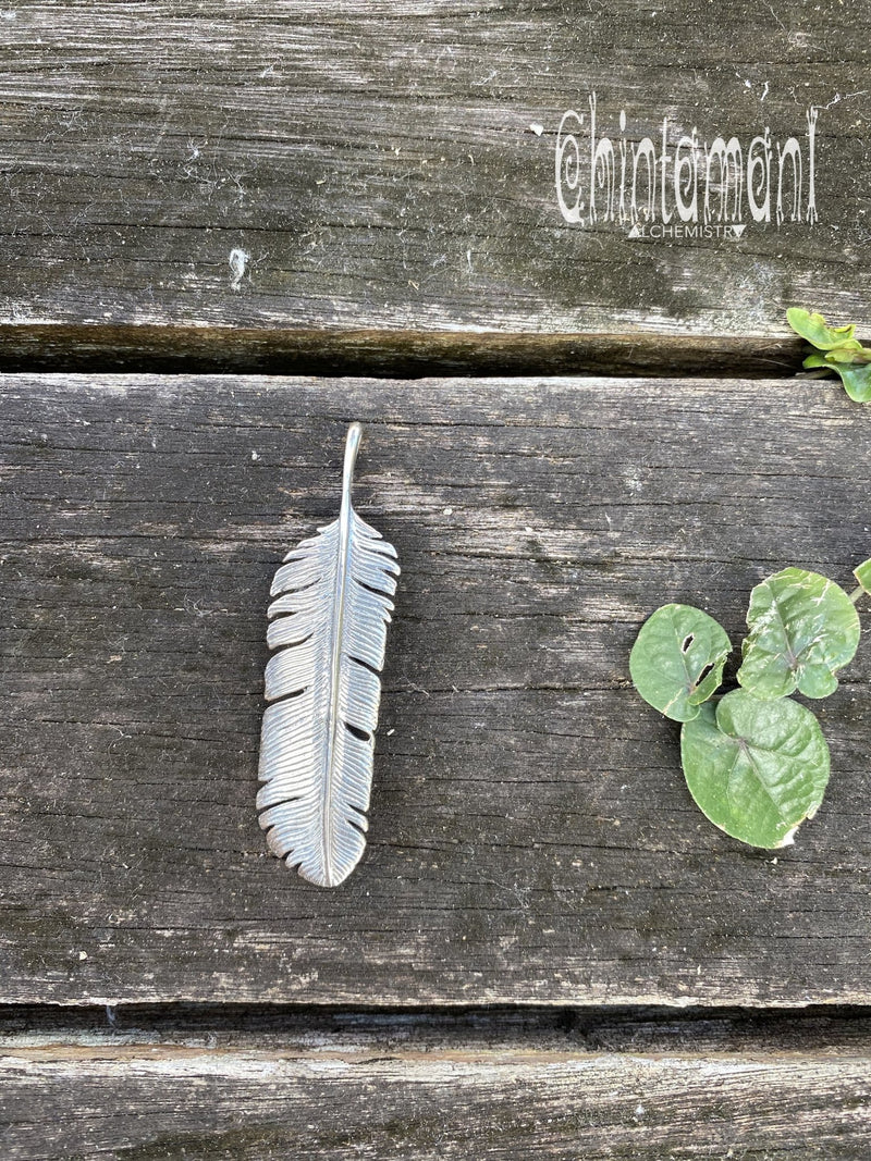 Hairy Feather Pendant / 925 Silver - ChintamaniAlchemi