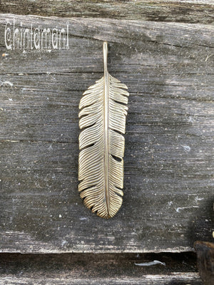 Hairy Feather Pendant / Brass - ChintamaniAlchemi