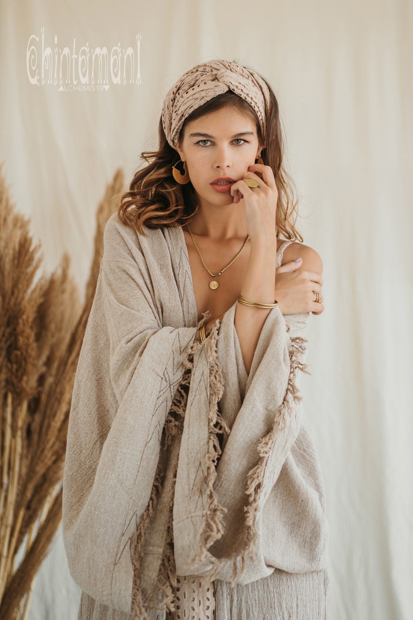 Gypsy Wide Sleeve Wrap Kimono of Raw Cotton / Boho Cardigan Robe / Bei –  ChintamaniAlchemi