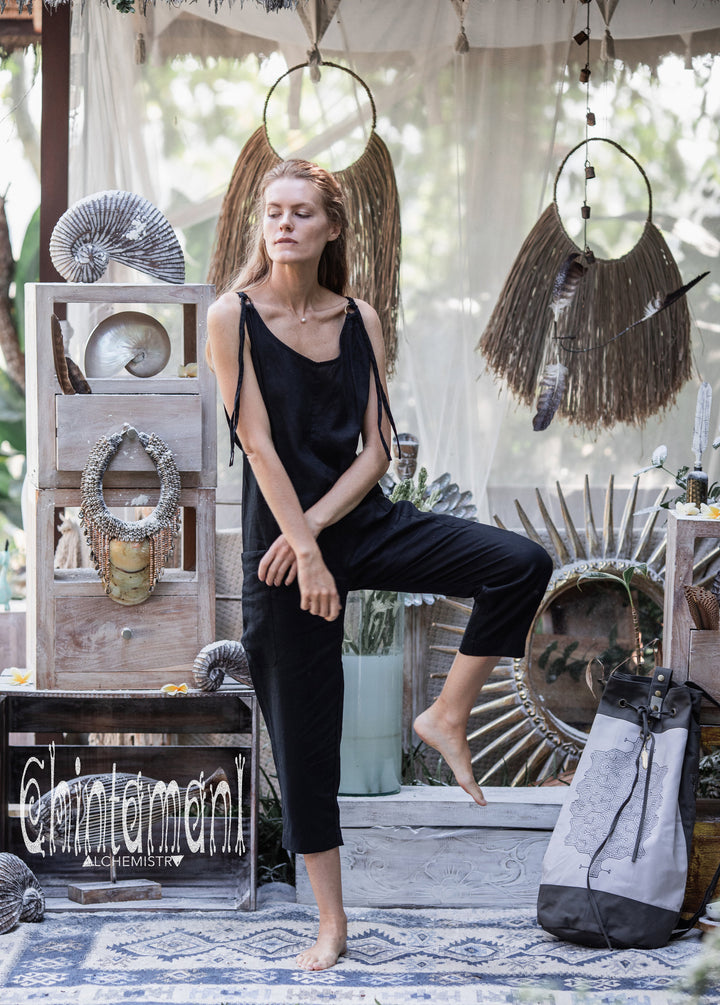 Linen Jumpsuit 3/4 / Black