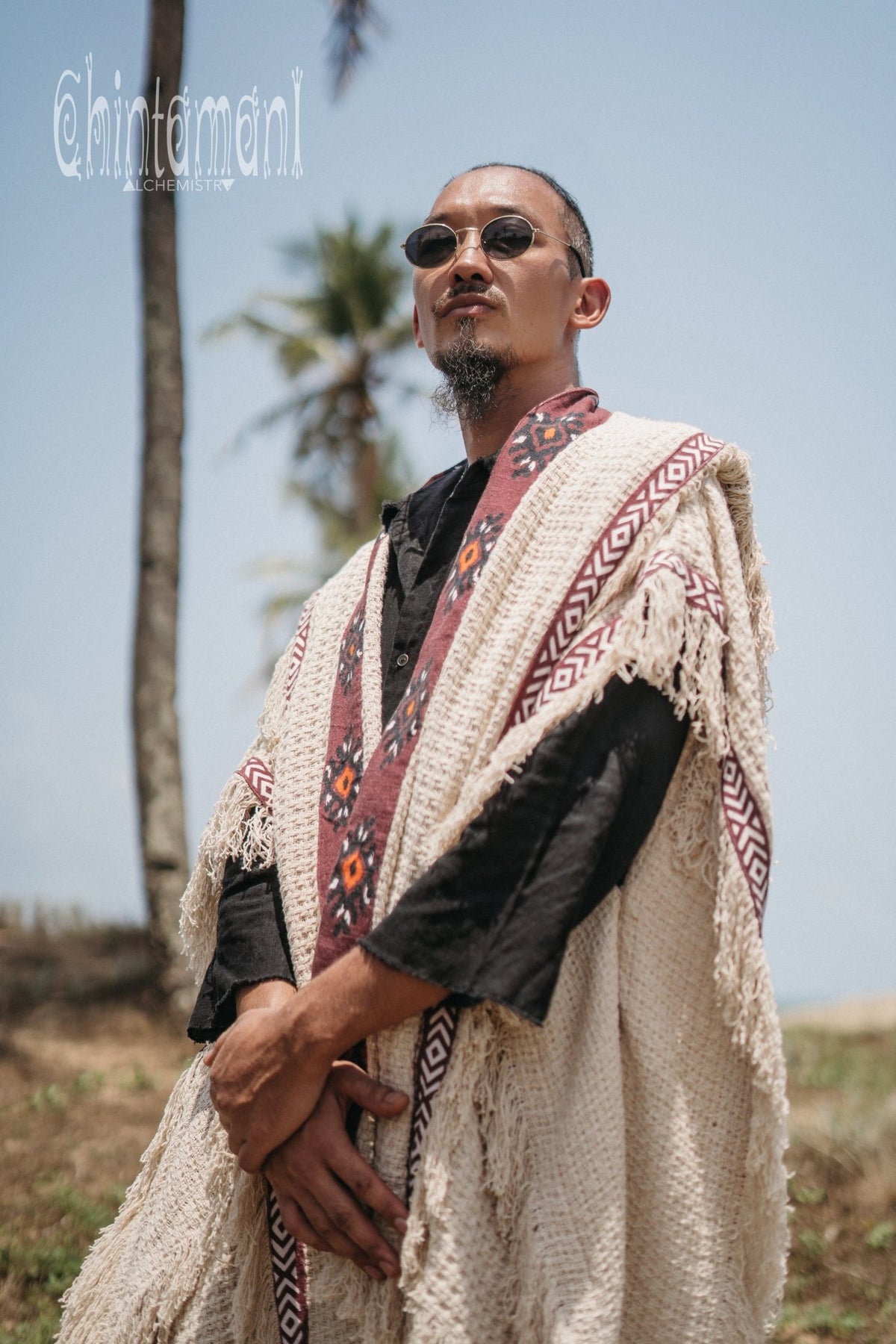 Short Berber Poncho for Men / Hemp - ChintamaniAlchemi