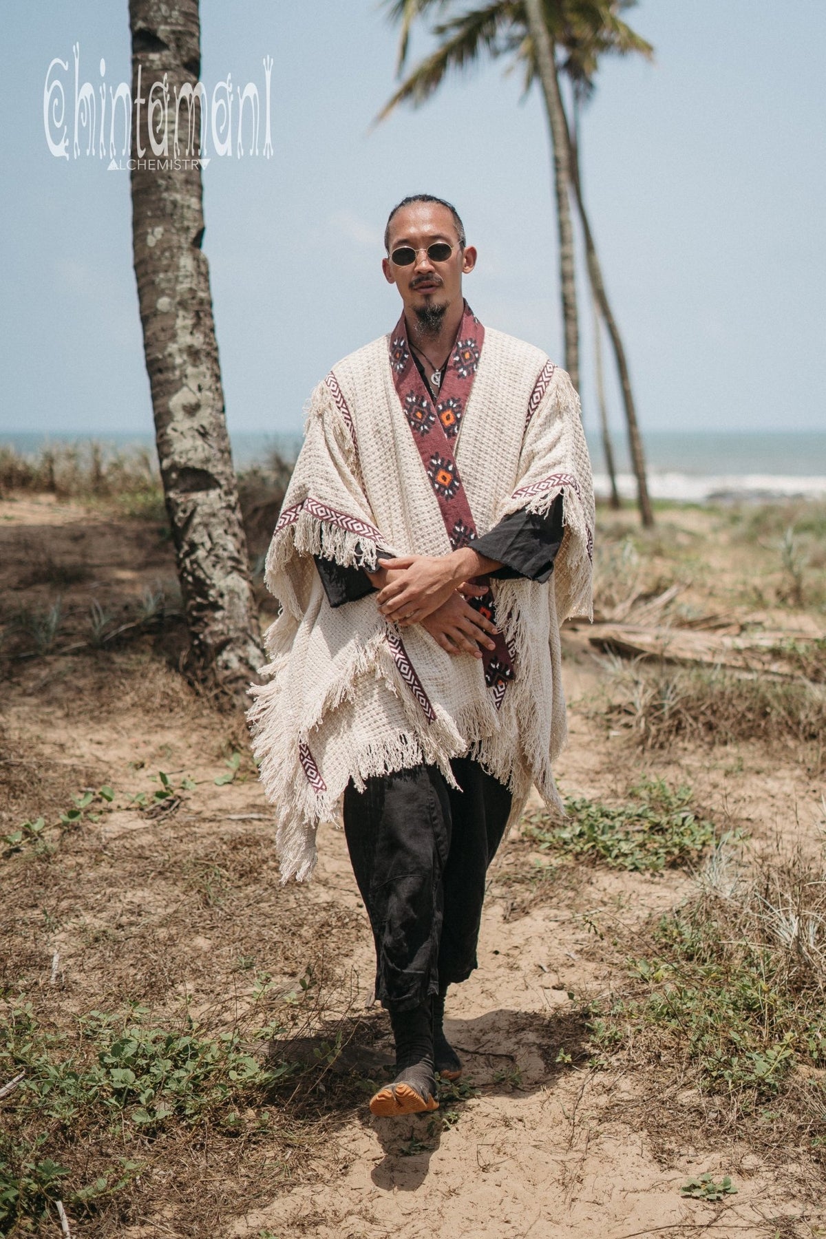 Short Berber Poncho for Men / Hemp - ChintamaniAlchemi