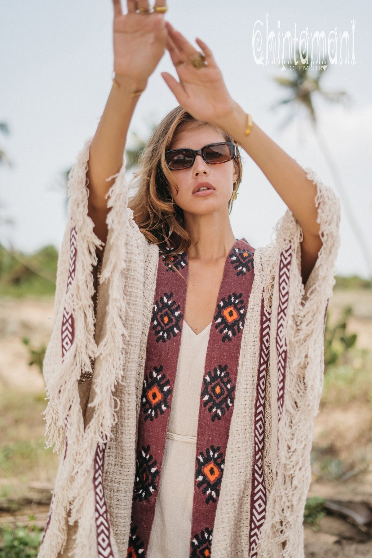 Short Berber Poncho for Women / Hemp - ChintamaniAlchemi