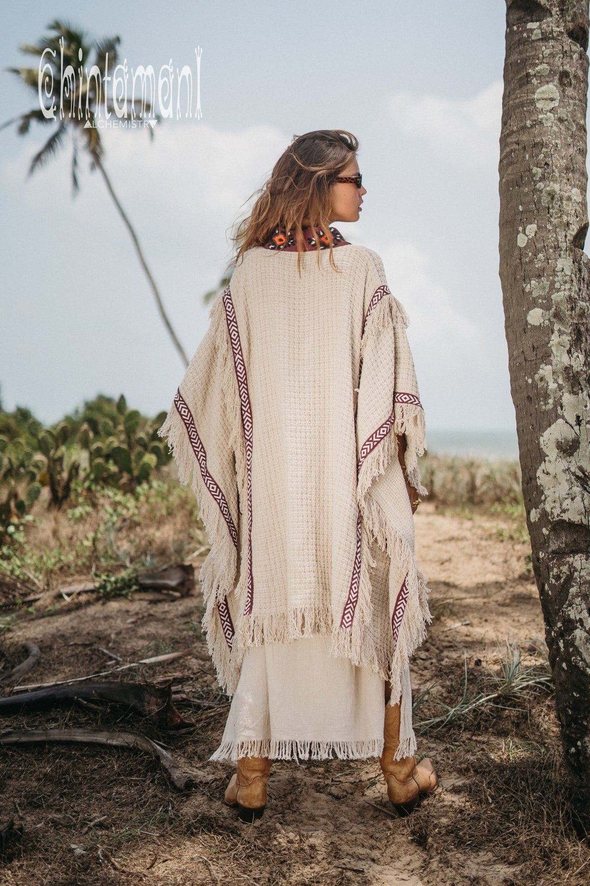 Short Berber Poncho for Women / Hemp - ChintamaniAlchemi