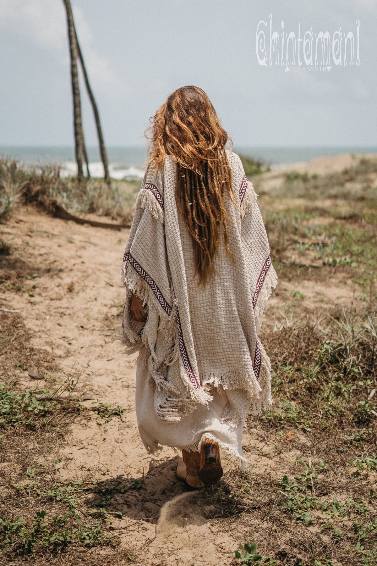 Short Berber Poncho for Women / Hemp - ChintamaniAlchemi