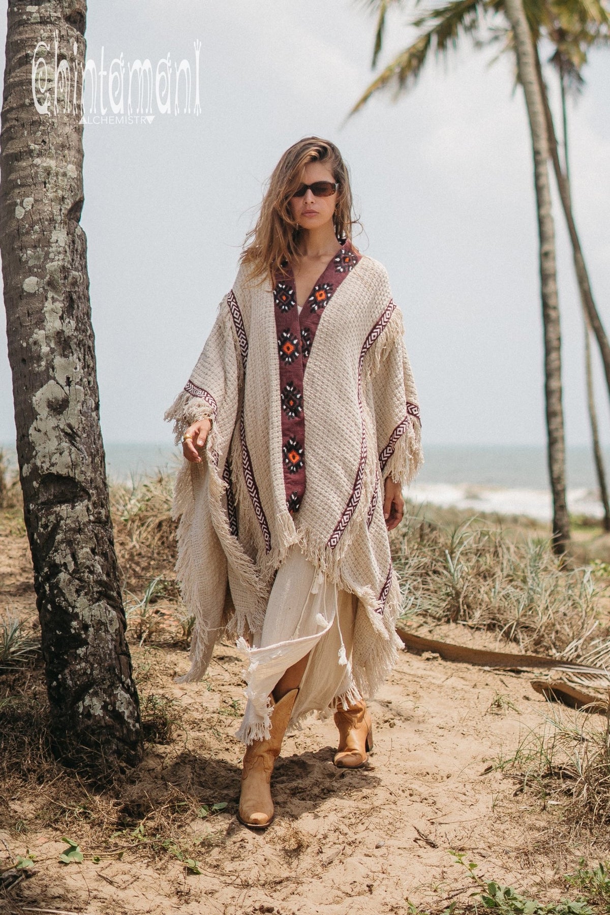 Short Berber Poncho for Women / Hemp - ChintamaniAlchemi