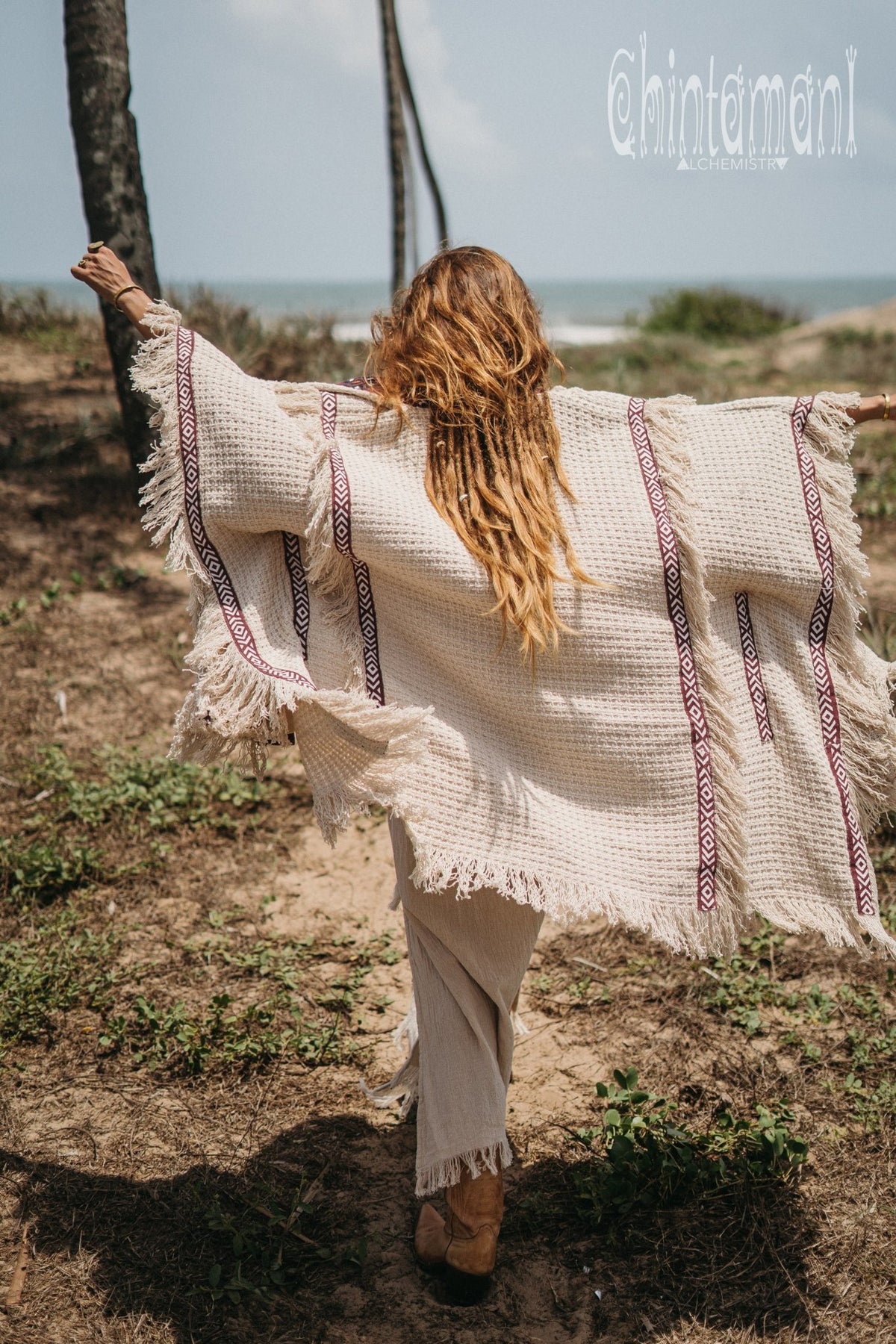 Short Berber Poncho for Women / Hemp - ChintamaniAlchemi